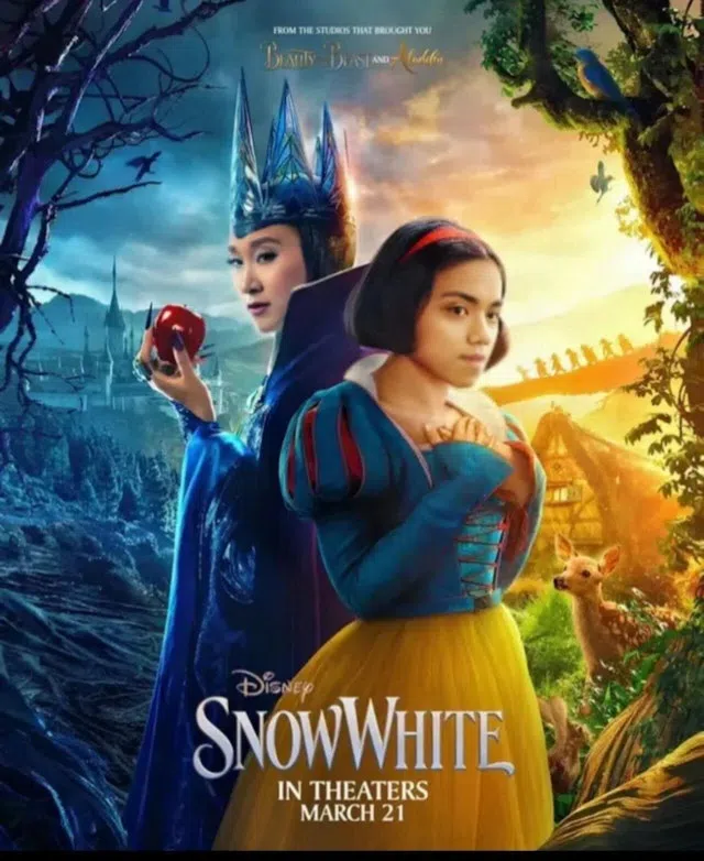 网民把电影海报上扮演白雪公主的美国女星Rachel Zegler的脸换成张敬轩（前），还把母后女星的脸换成王菀之。（互联网）