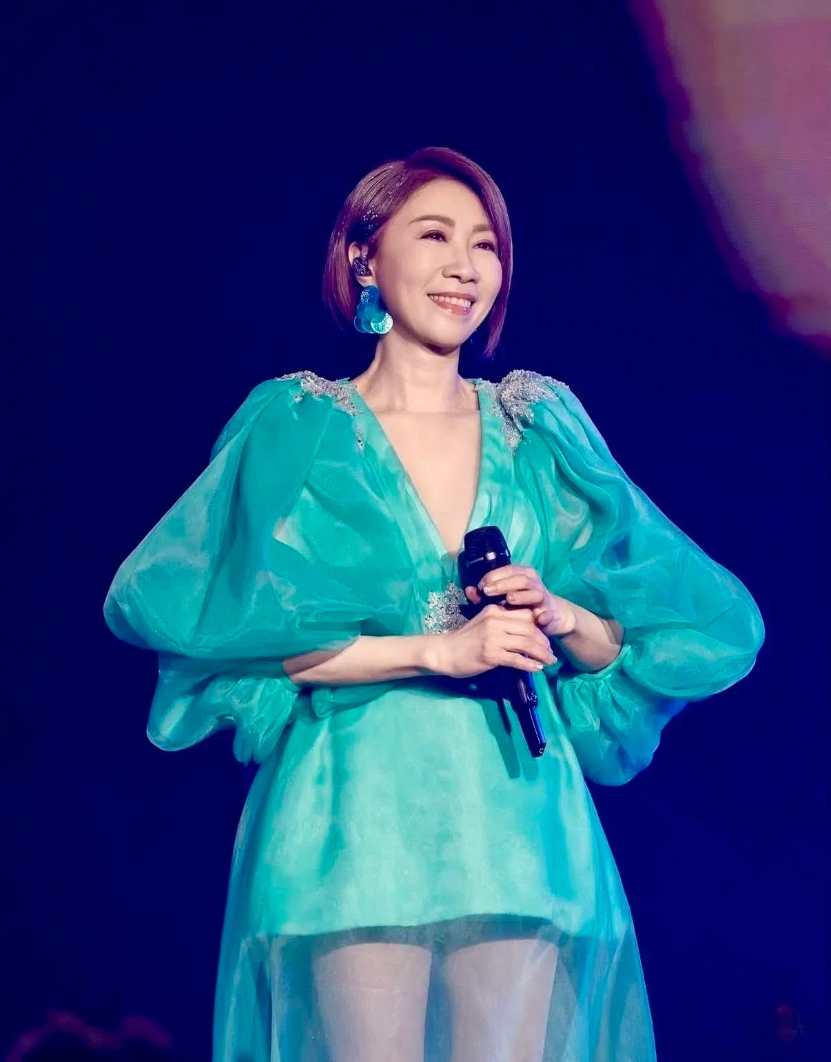 李翊君的《萍聚》是许多毕业典礼的主题曲。（取自艺人IG）