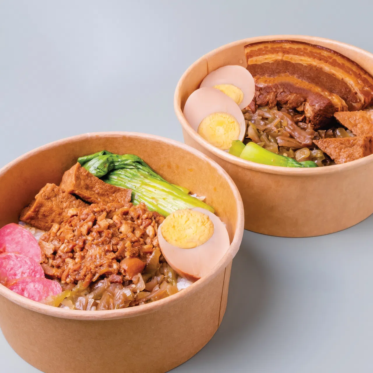 卤肉便当肥瘦相间的三层肉，以小火慢卤12小时，还加上多种配菜。（品牌提供）