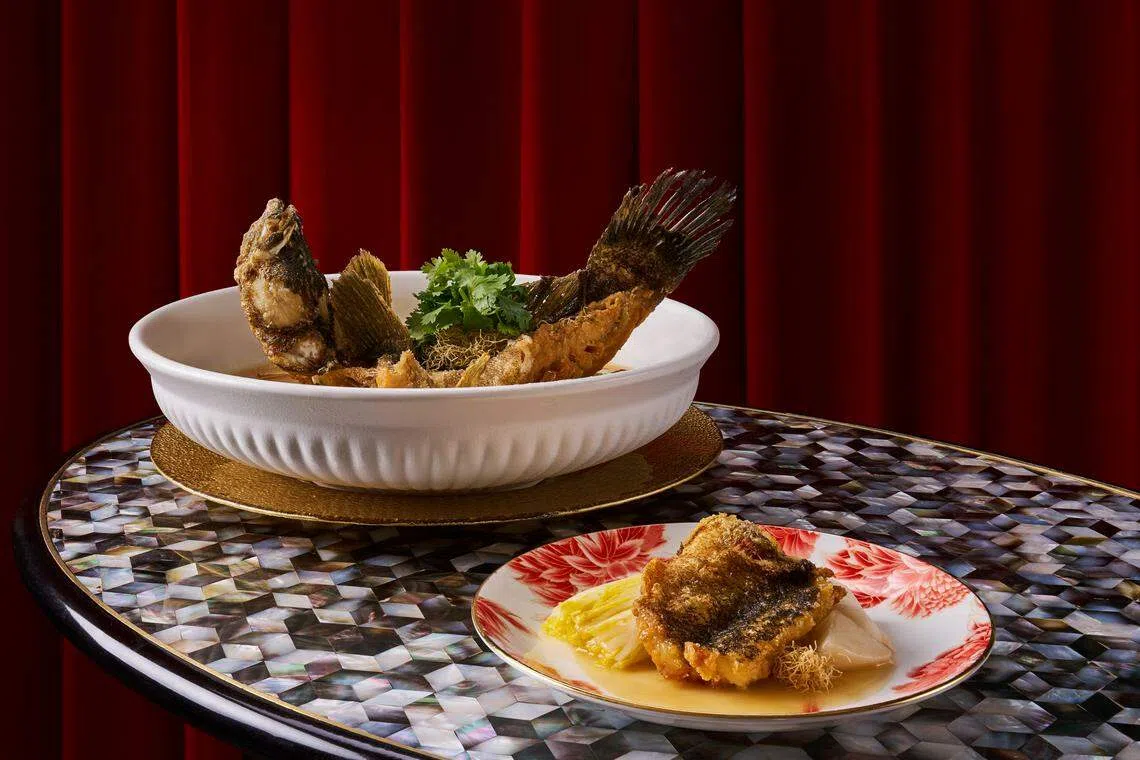 姜葱焖笋壳鱼鲜淮山娃娃菜，以干邑白兰地提味。（餐馆提供）