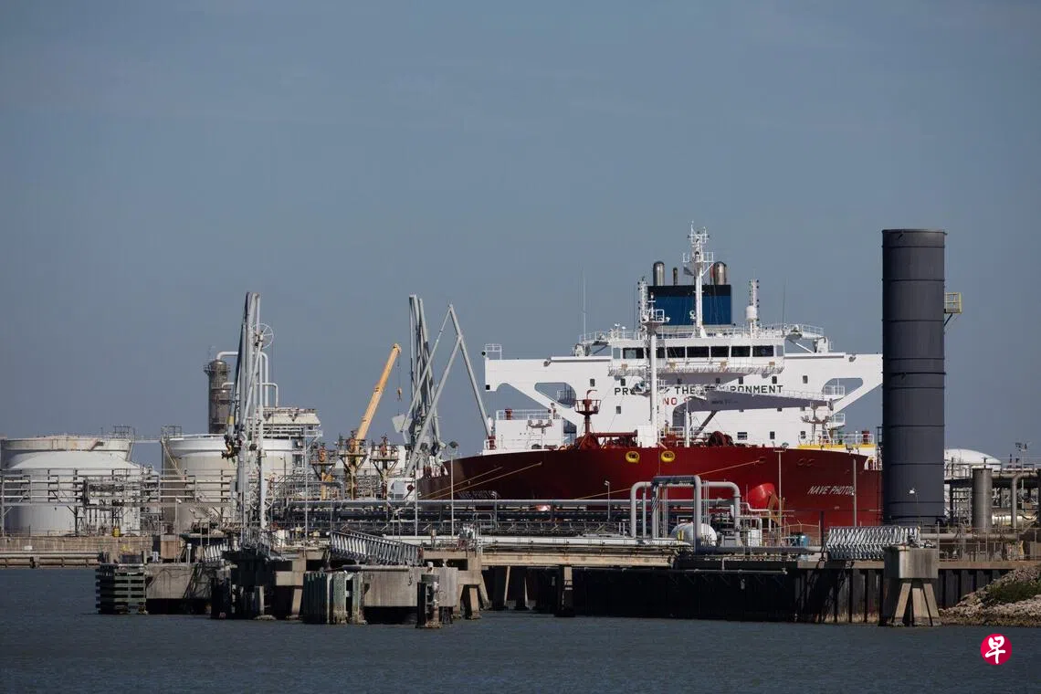 美国完成首笔委内瑞拉石油出售| 联合早报