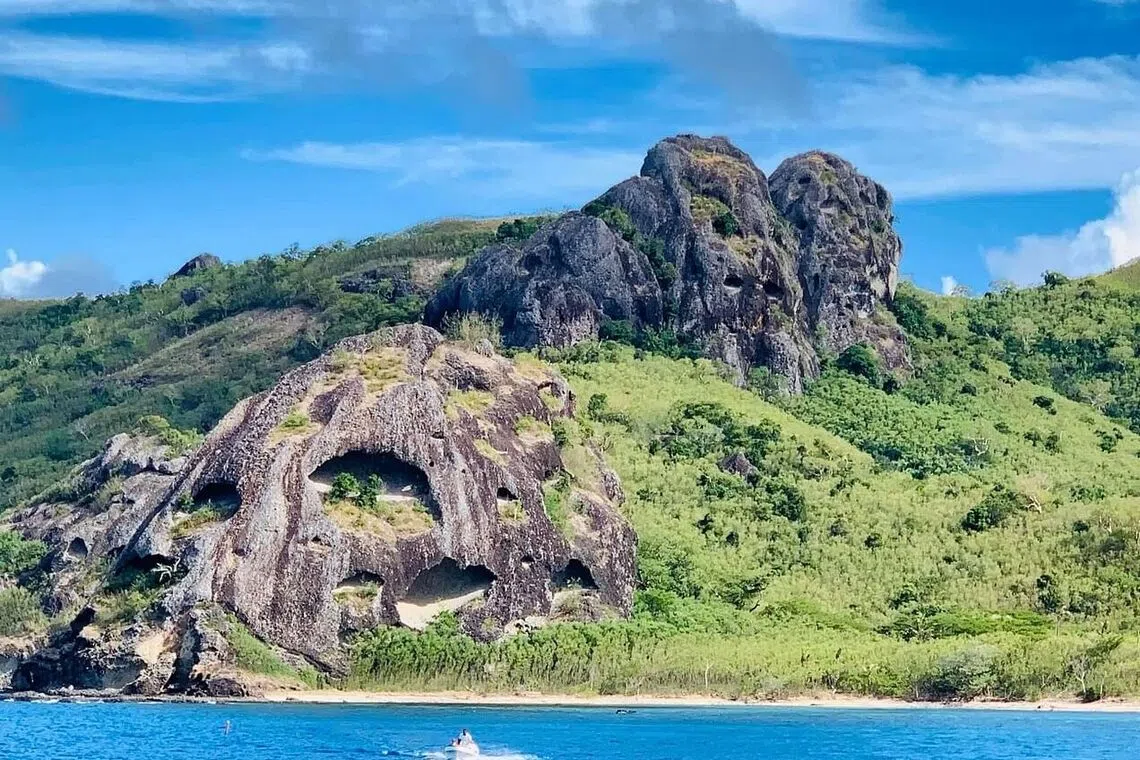 从赤脚夸塔岛可见南太平洋旖旎风光。（罗伦斯摄）