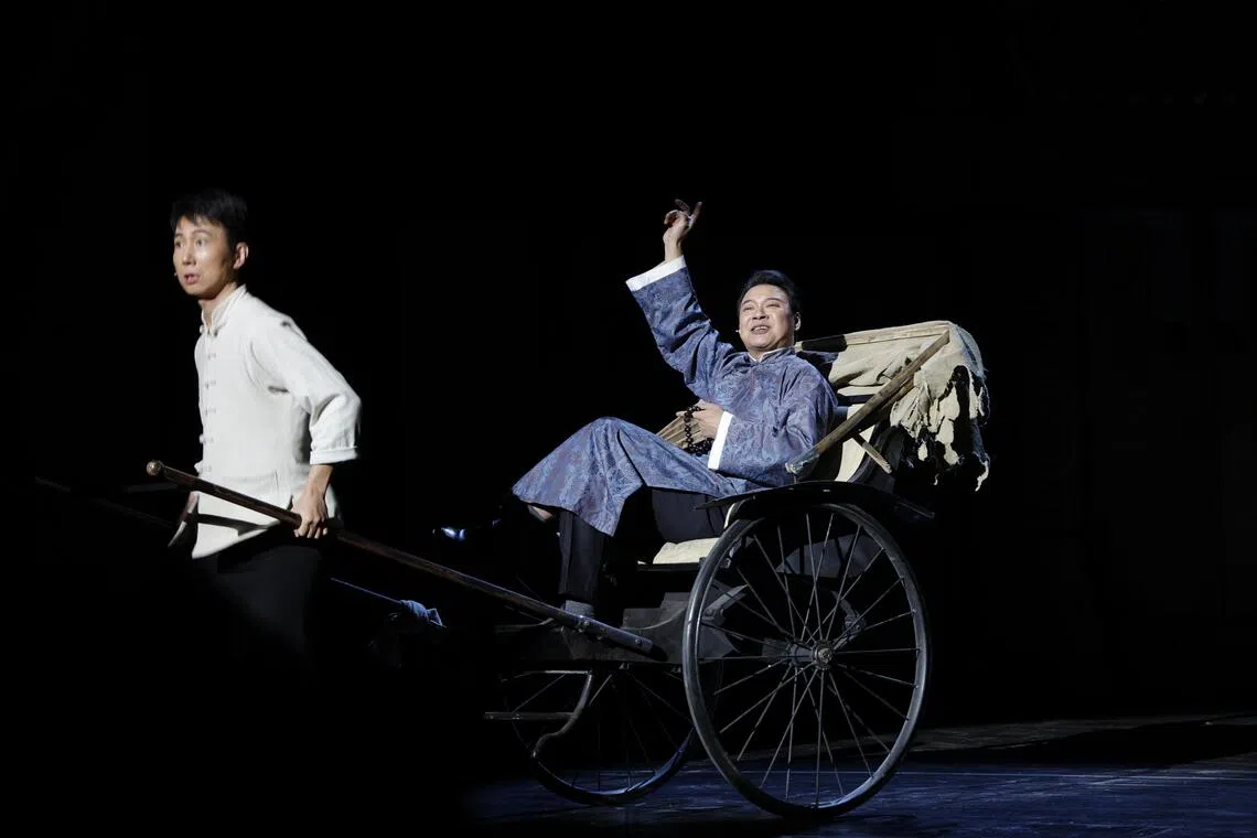 《四世同堂》的改编和制作，试图还原“消失的北京”，通过人性的多面刻画，展现城市和民族的韧性。（王昊宸摄）