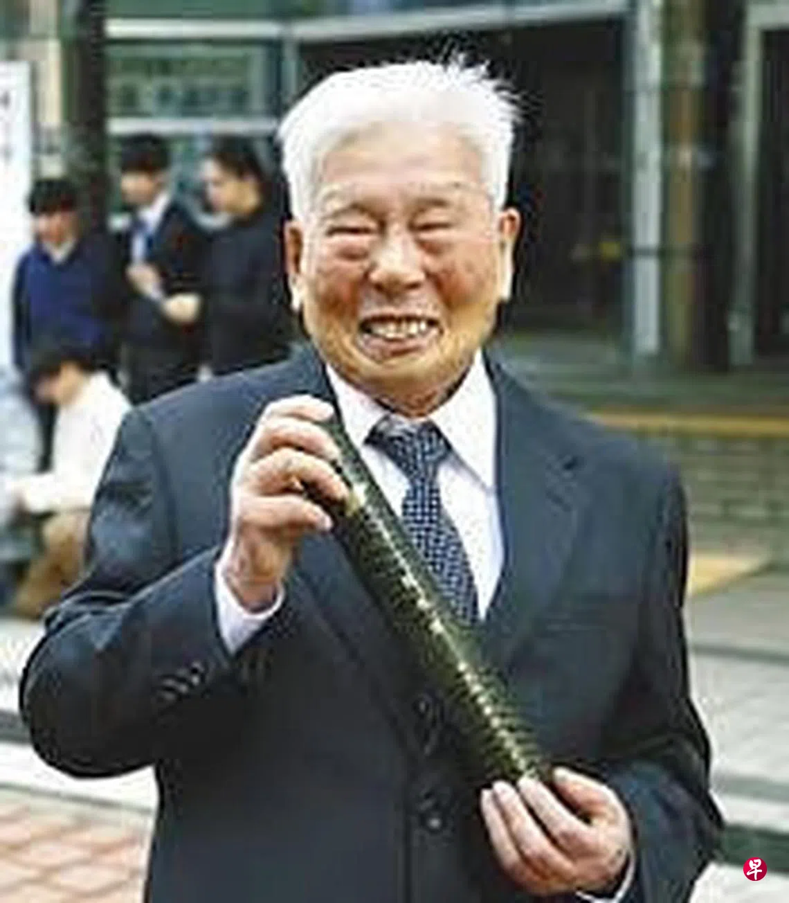 日本最老高中生93岁毕业| 联合早报