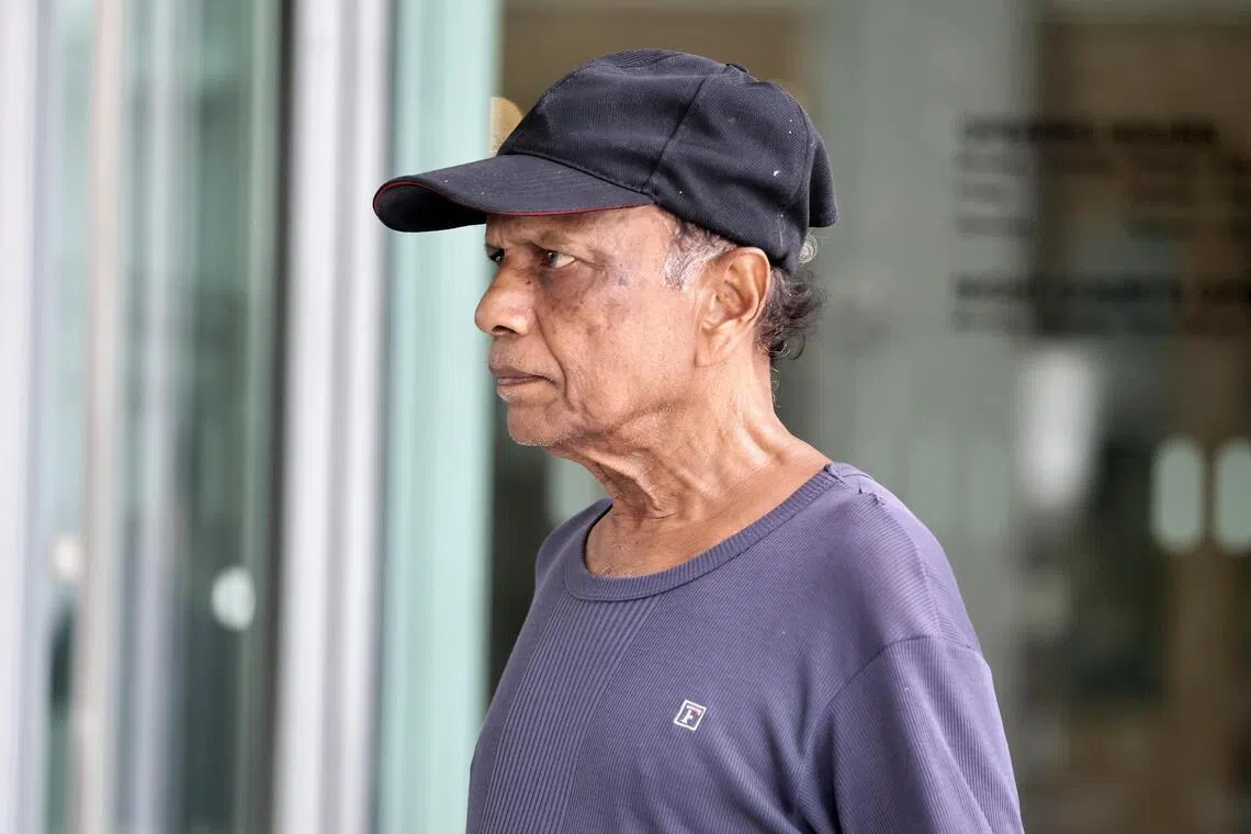 拉詹德兰已好几次因喂食鸽子被罚款，2023年被罚款4800元后，星期三（2月4日）又因喂鸽被罚8000元。（海峡时报）