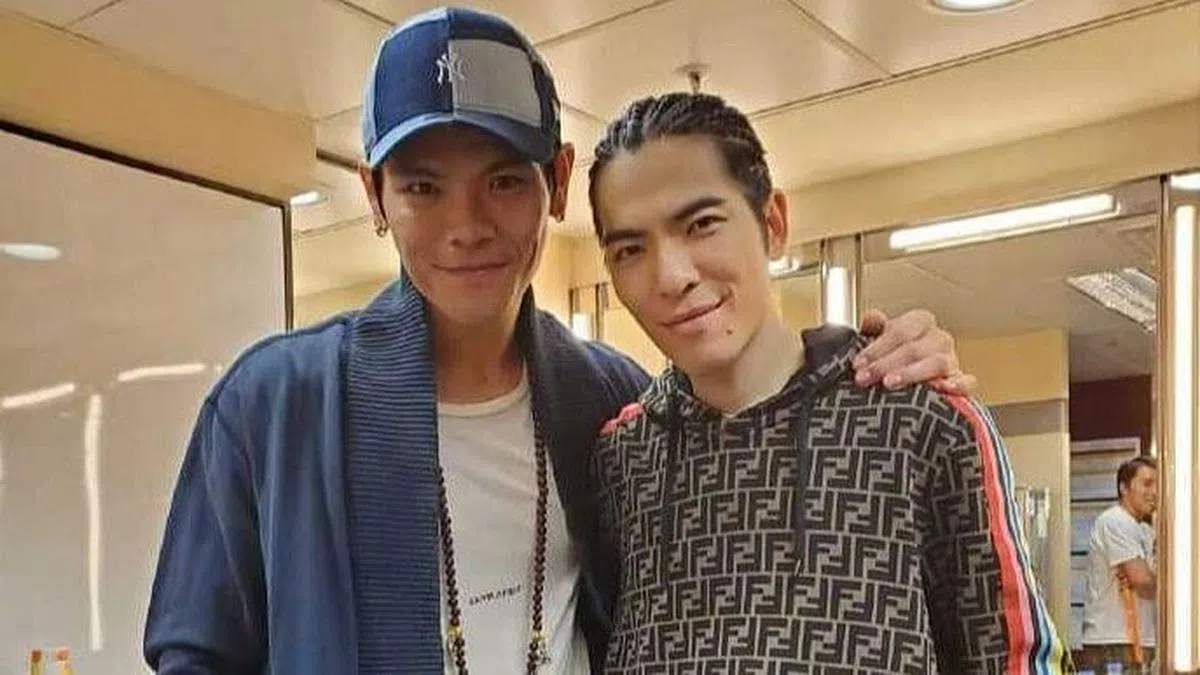 向佐及萧敬腾过去的合影。（互联网）