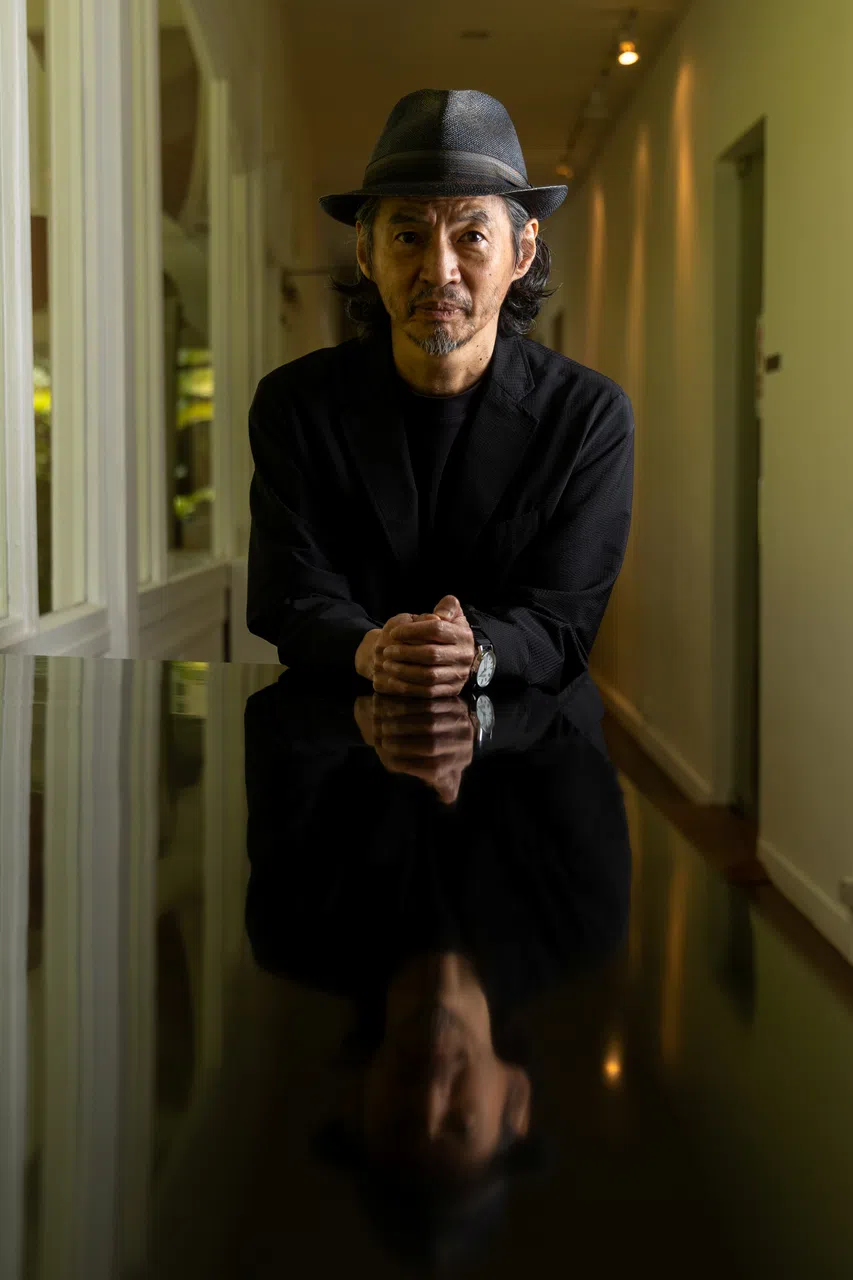 石井岳龙坦承因年岁关系，当年的戾气已转换成平静和深思。（吴先邦摄）