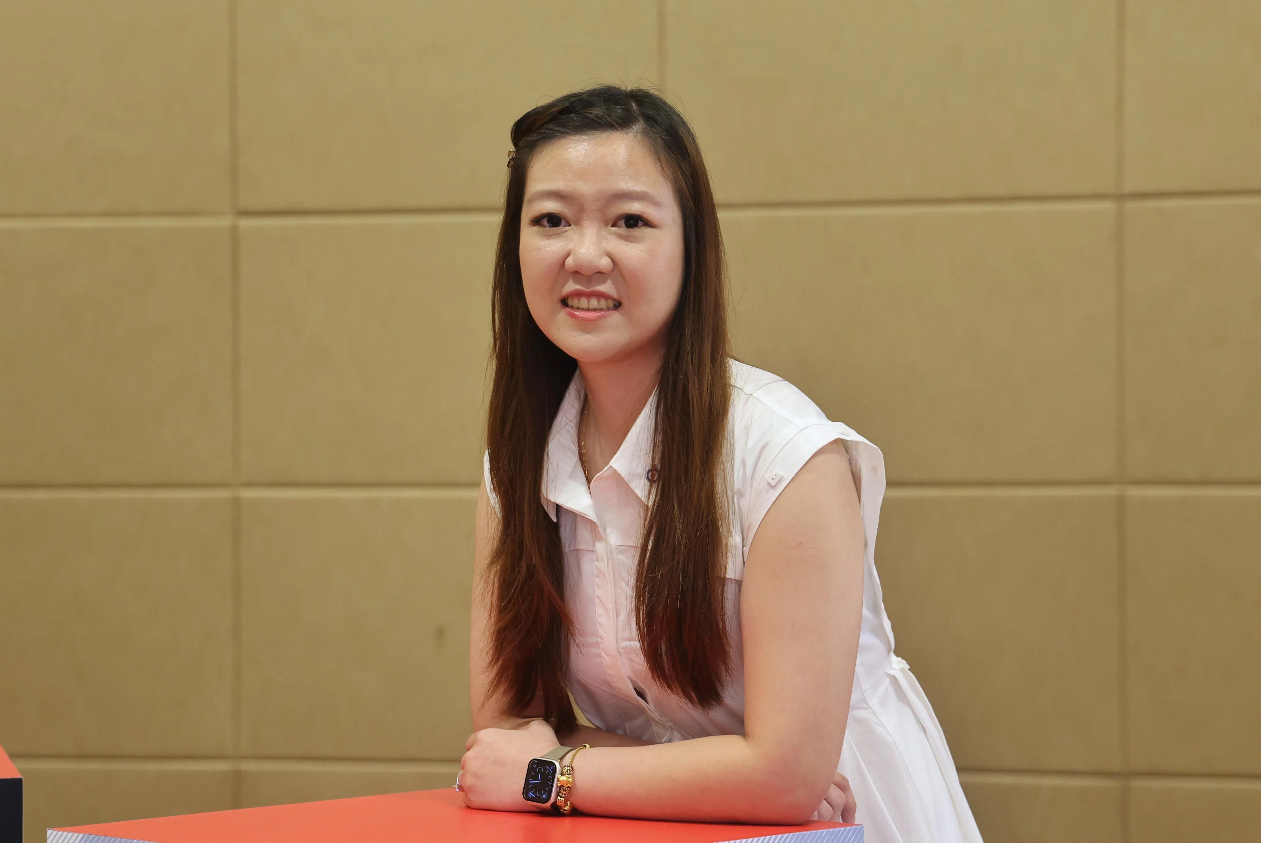 大巴窑西—汤申支部青年团主席王思蕙认为，青年团学院将为青年党员提供更多资源，也促进不同支部之间的交流。（唐家鸿摄）