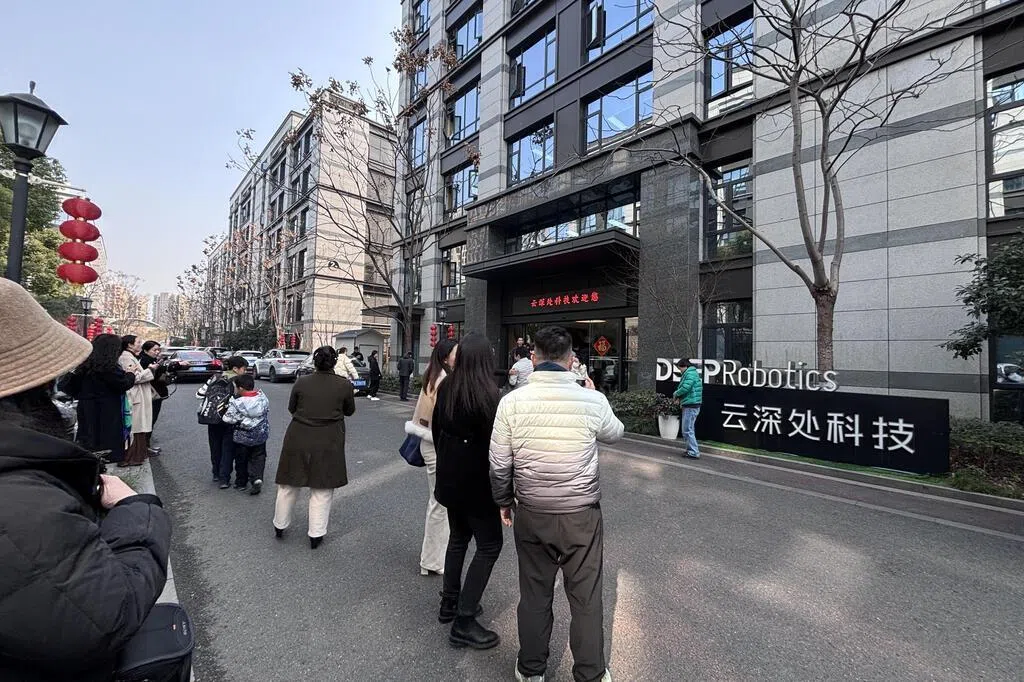 张国清调研两家“杭州六小龙”科企 吁加快突破核心技术瓶颈