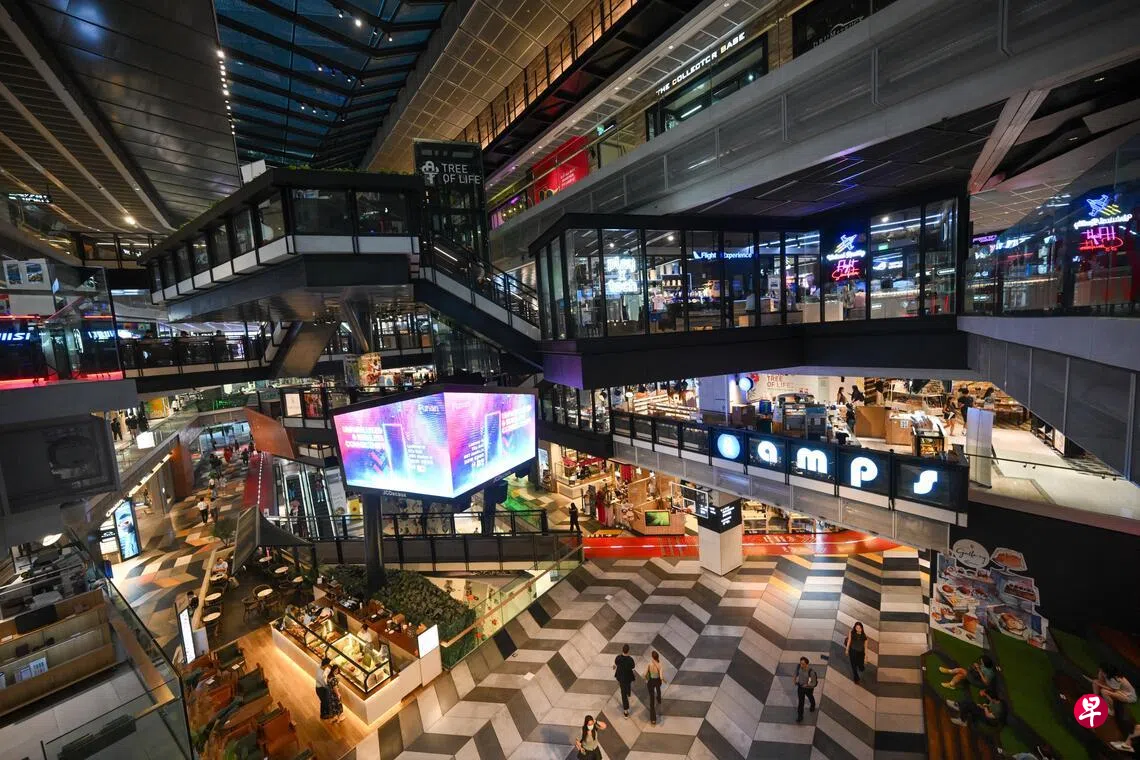 六成本地餐饮店五年内关闭分析：中国品牌精品化加剧竞争| 联合早报