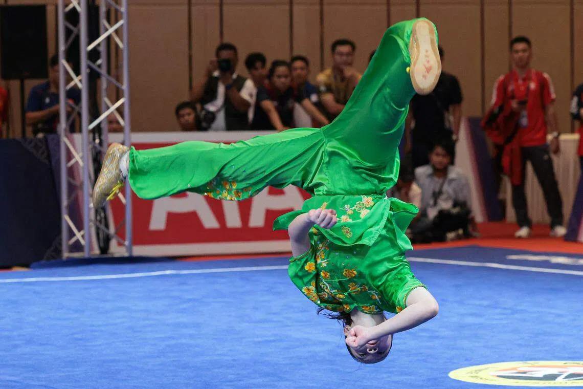 我国选手陈子怡在女子长拳取得第四名，和奖牌擦肩而过。（李冠卫摄）