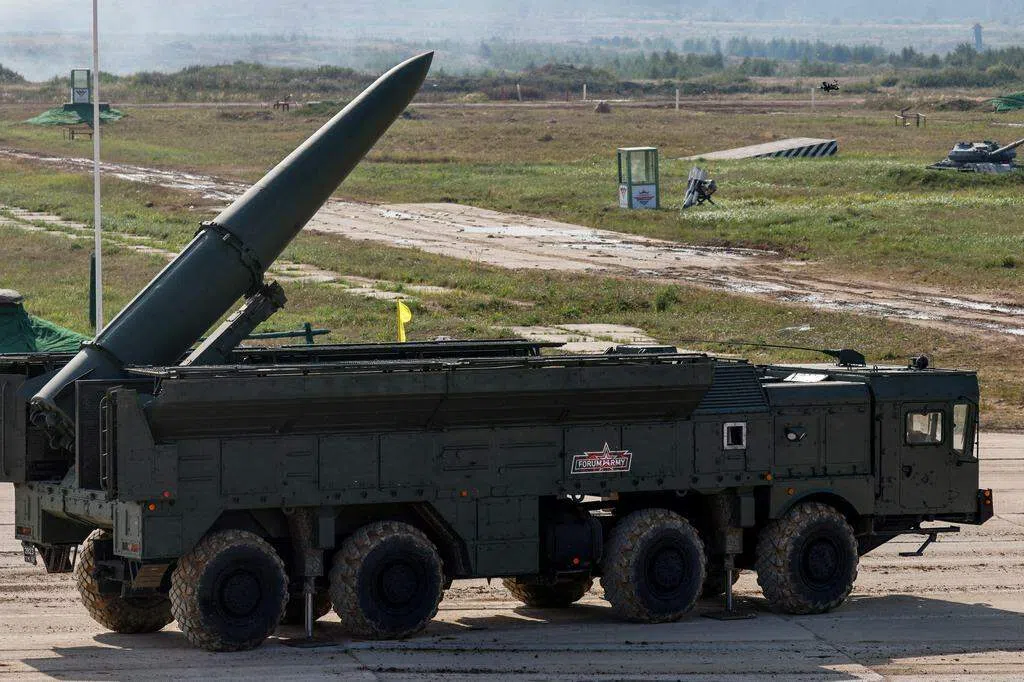 白罗斯部队在俄完成培训  学用俄制战术导弹发射核武