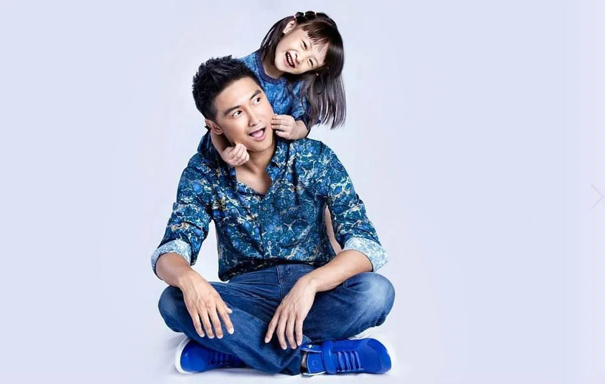 田亮带女儿森碟上《爸爸去哪儿》。（节目照）