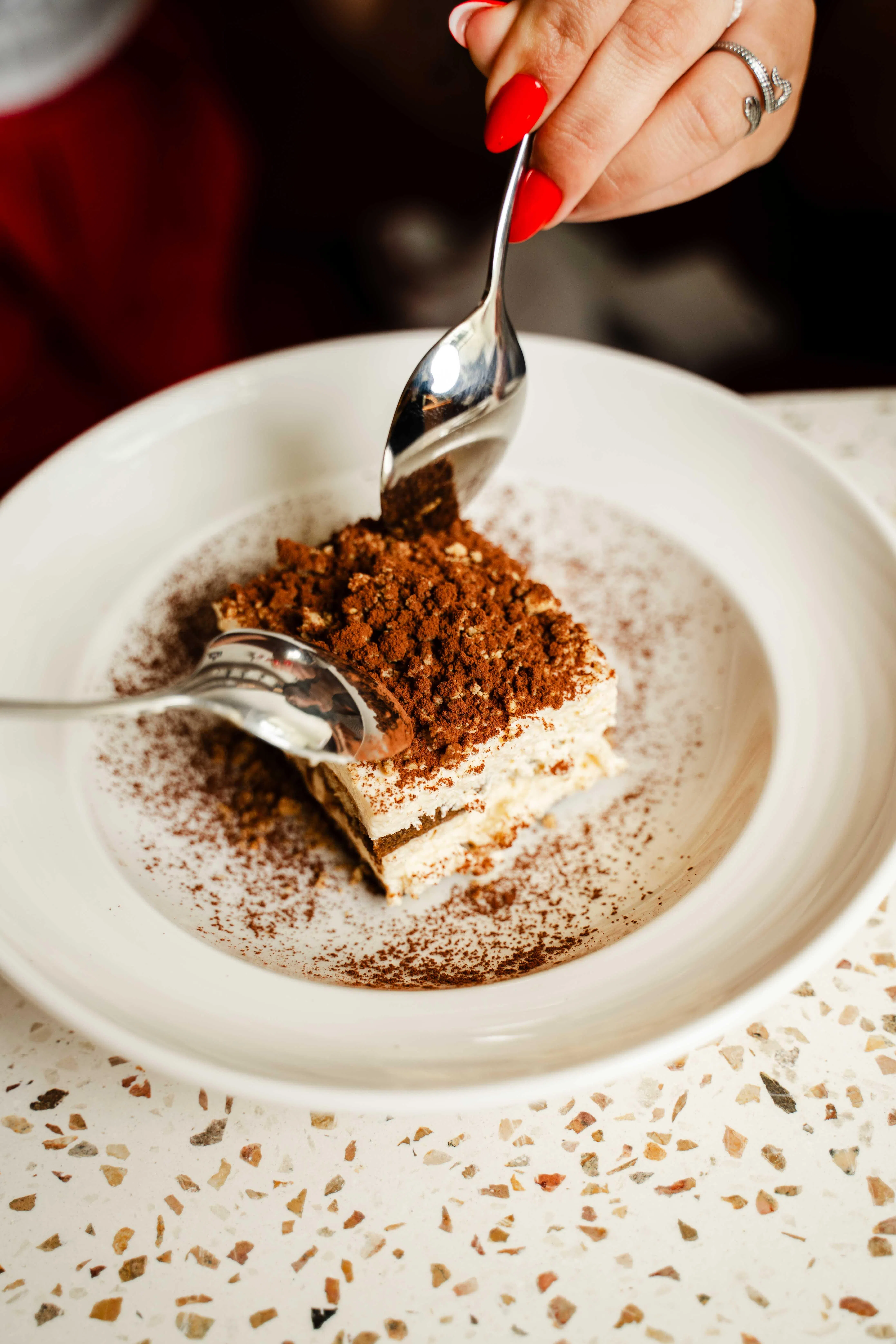 Fortuna自制提拉米苏，充满浓郁风味和细腻口感。（餐馆提供）