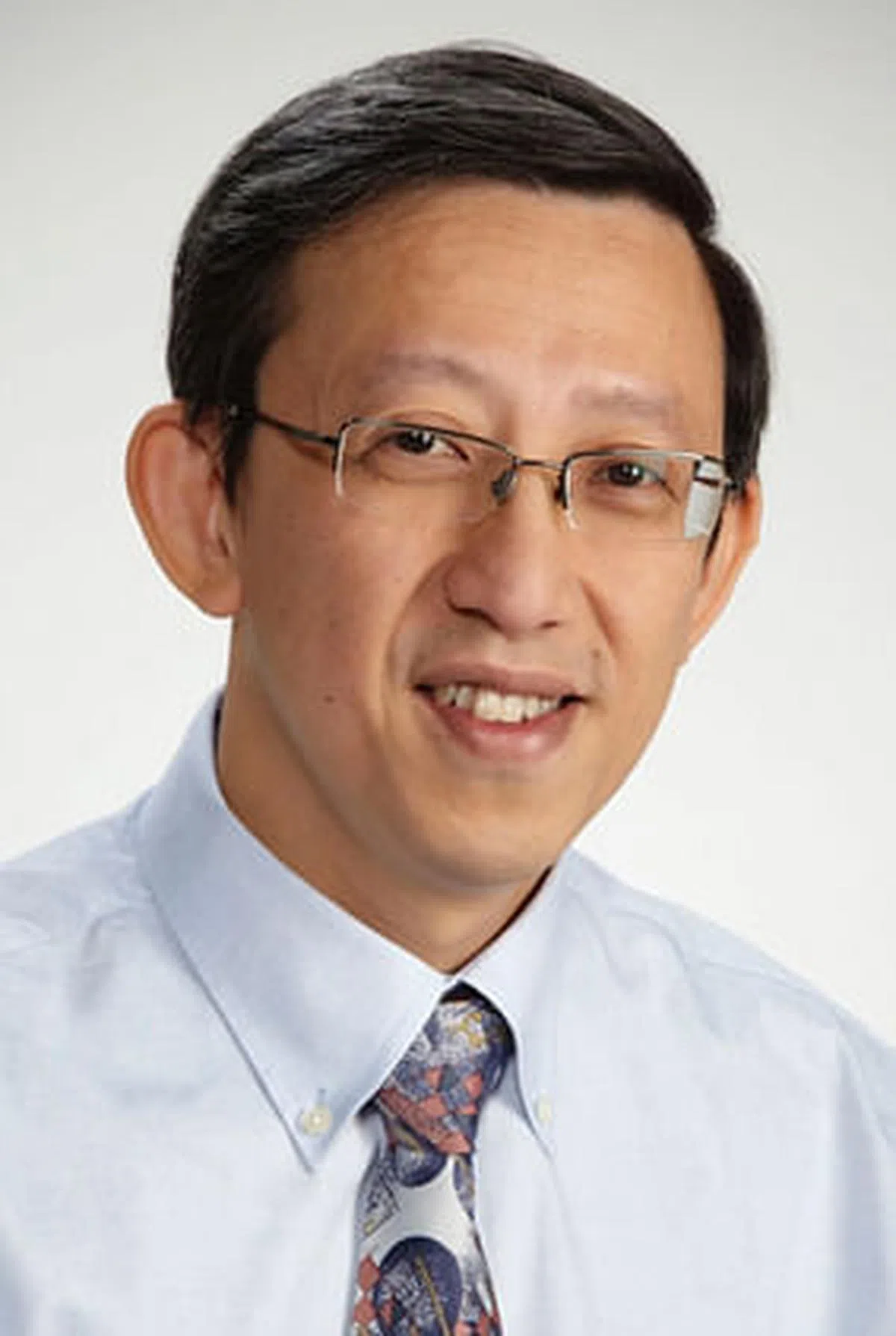 梁俊杰医生：现在处于全球流行性疾病之中，要是同时感染流感和冠病，后果将不堪设想。 （受访者提供照片）