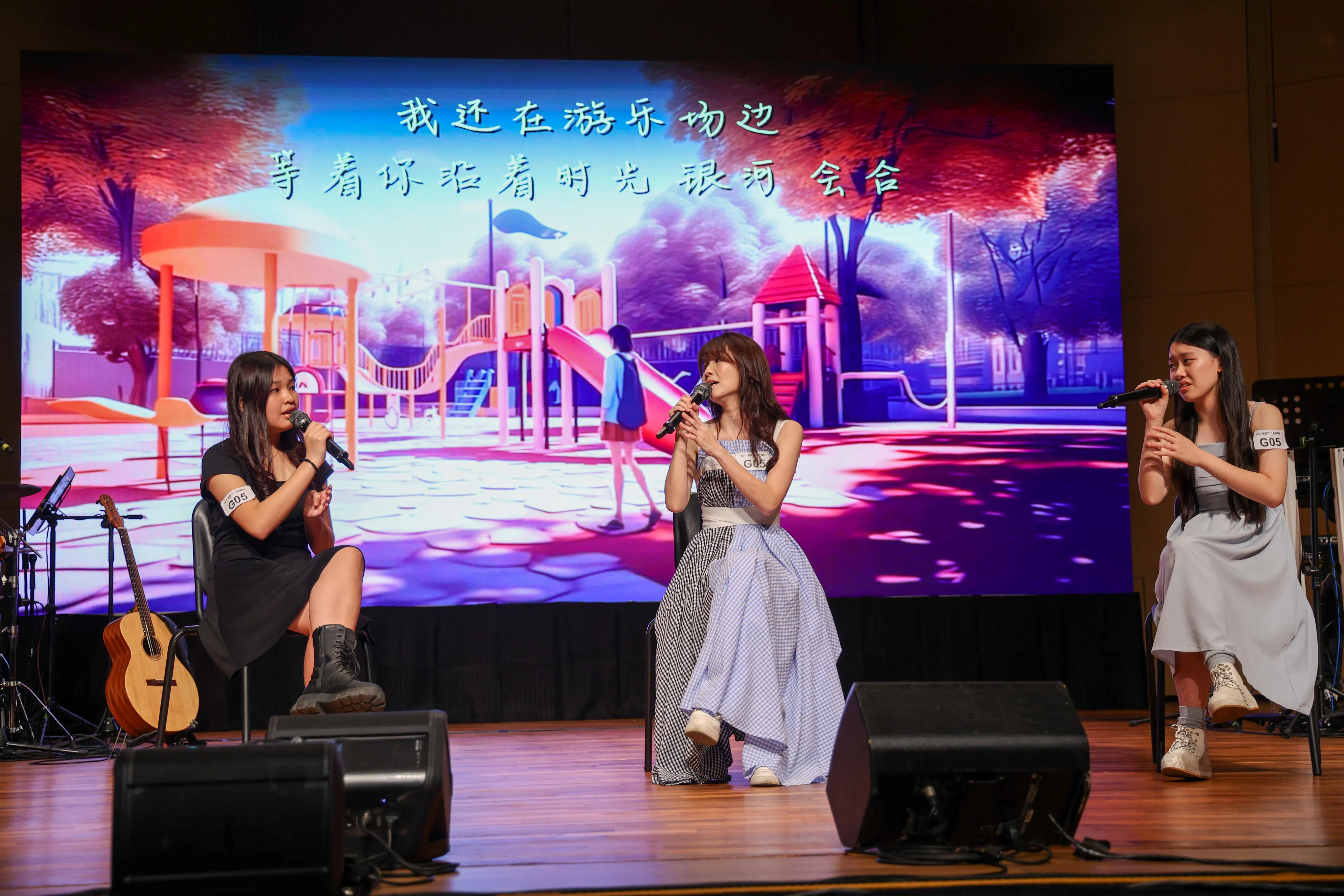 歌唱组（合唱）的冠军得主是“音乐仲紫”，这是由师生组成的三人组合，展现出跨代合作的默契与创意。（蔡家增摄）