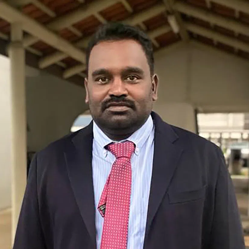 Al Zouq Restaurant老板善穆根。（商家提供）