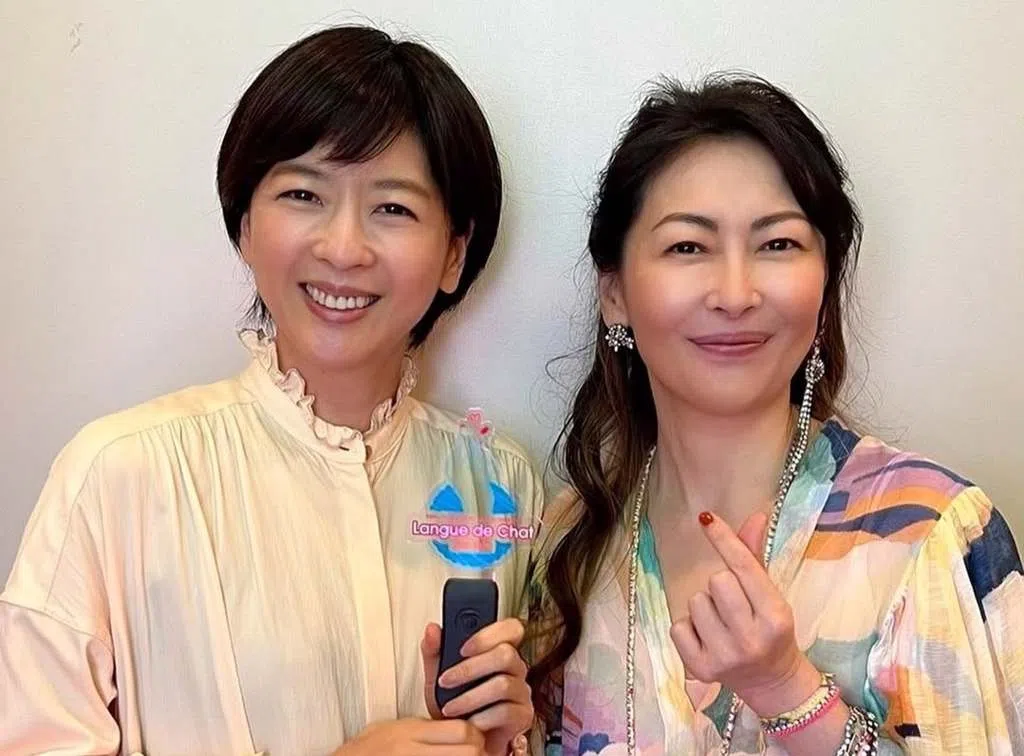 中山美穗（右）与妹妹中山忍感情非常好。（取自艺人IG）