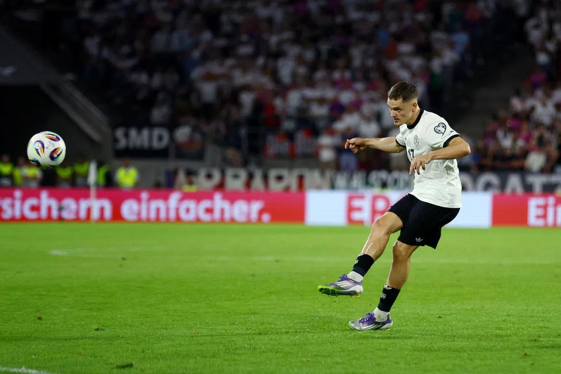 德国中场维尔茨攻入远距离自由球，为德国队扩大领先优势。（路透社）