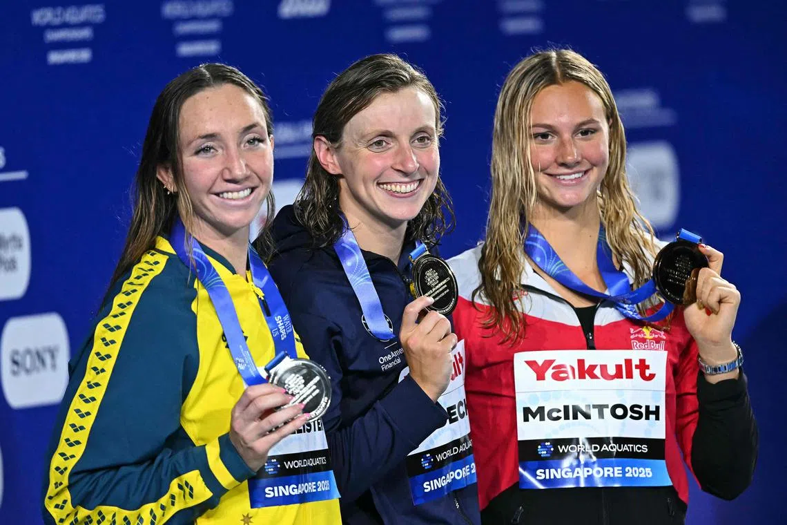 拉妮（左起）、凯蒂和萨默的这场“世纪对决”，令人拍案叫绝。（法新社）