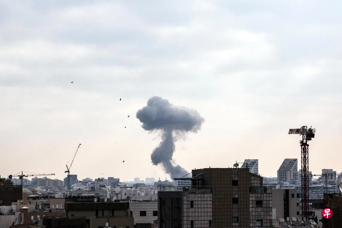 以伊彼此空袭持续特拉维夫机场遭袭伊核电站所在地爆炸| 联合早报