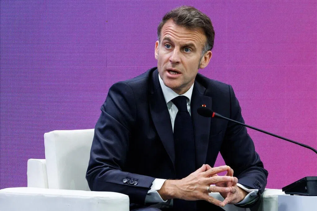 马克龙批评特朗普 吁中等国家团结制衡美国