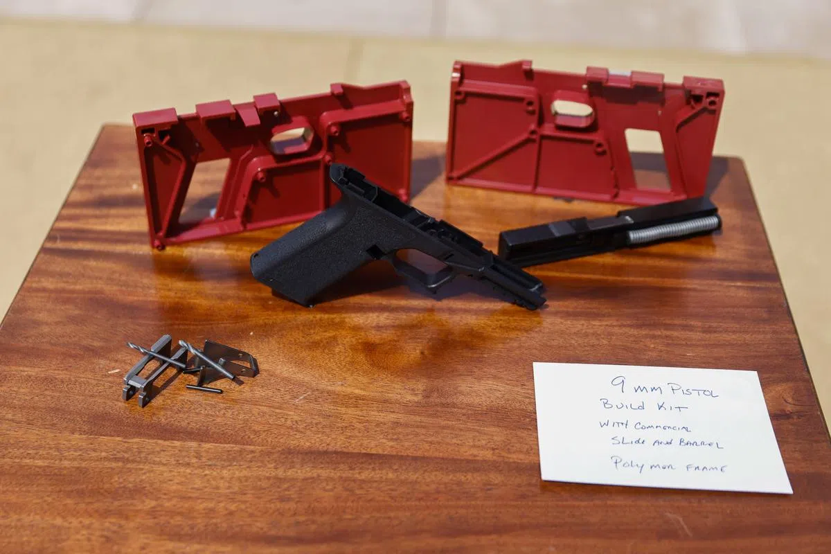 行政令适用于所有幽灵枪，无论它们是如何制造的，其中包括通过3D打印技术制造的枪支套件。（彭博社）