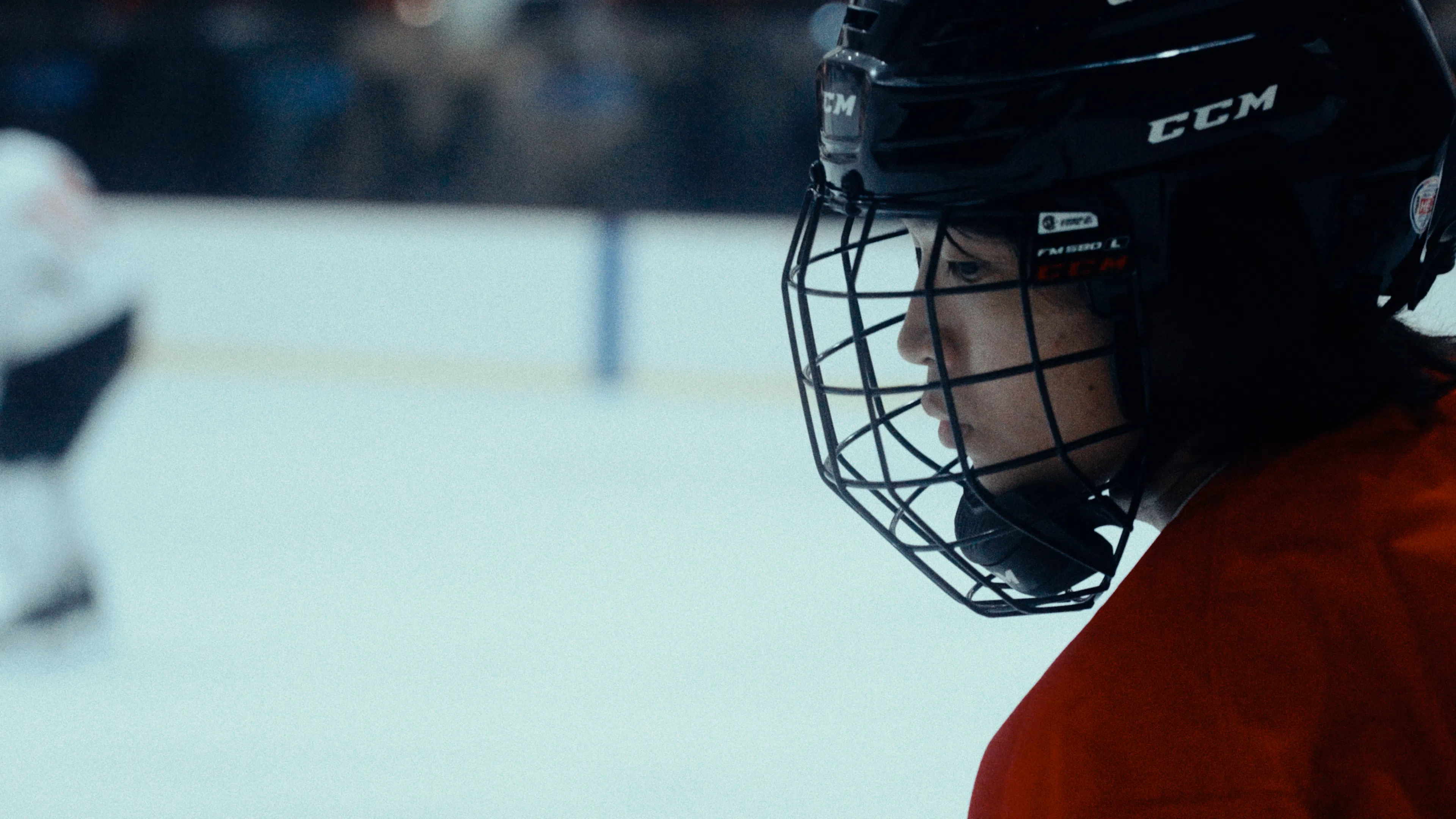 林家安说：“冰球是我的挚爱，我不知道没有冰球我该怎么办。”（视频截图）