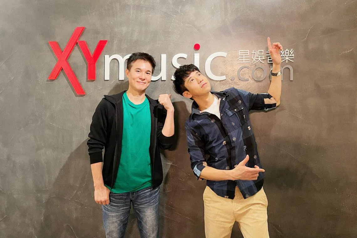 光良2010年与经纪人孔胜民成立星娱音乐。（取自光良脸书）