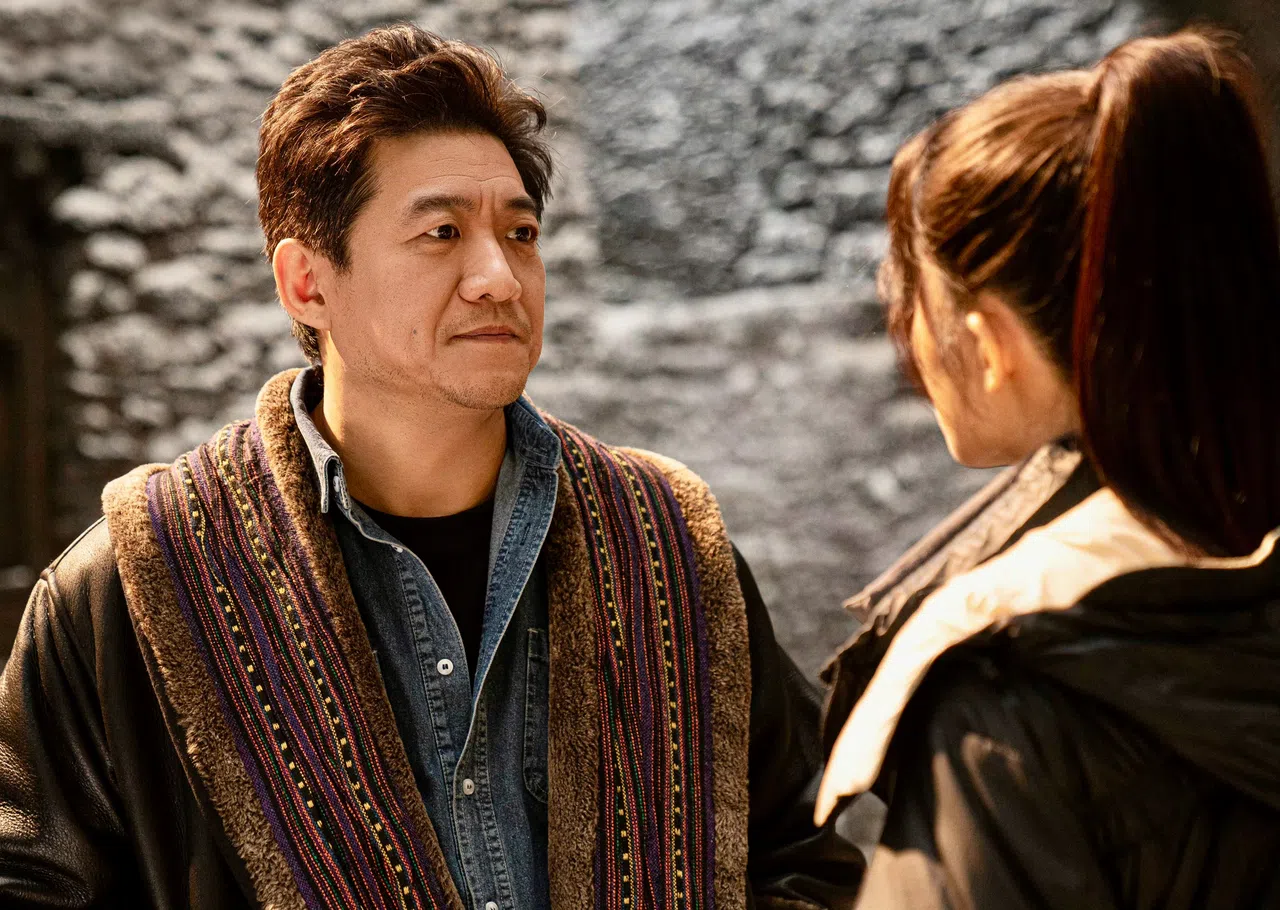 陈明昊（左）继《重启之极海听雷》之后再次出演王胖子。（取自剧集微博）