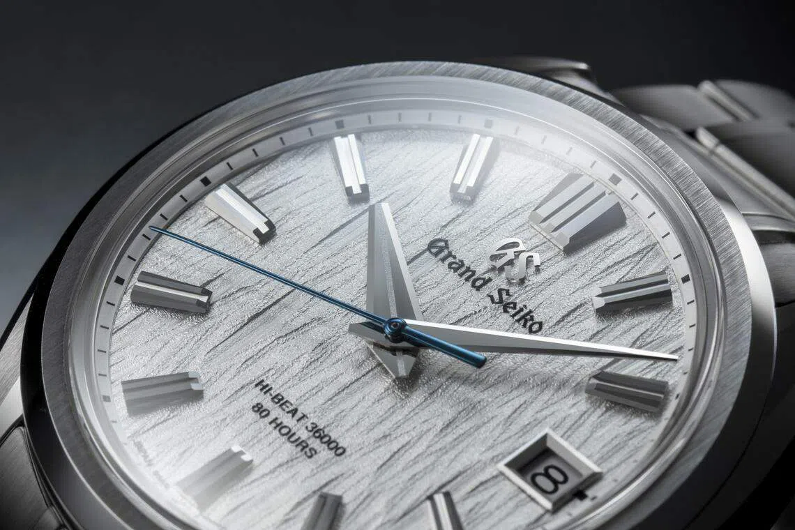 获得第20届日内瓦钟表大奖赛 “最佳男表奖”俗称白桦树的SLGH005，表盘的动态压花图案和复杂配色，灵感源自白桦树。（品牌提供）