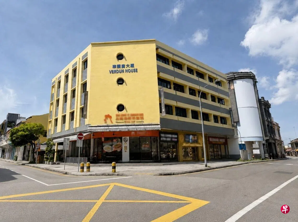 Verdun house已全部出租，一楼由餐饮和零售租户入驻，而楼上各层则租给一家共享居住（co-living）运营商。 （戴德梁行提供）