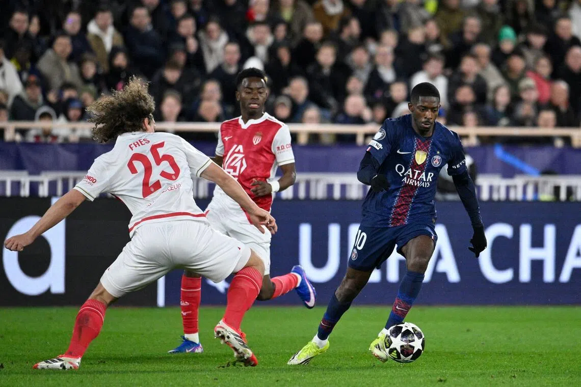 PSG的金球先生登贝莱（右）近期从小腿伤势中复出，但上场法甲PSG1比3不敌摩纳哥的比赛中发挥一般，还须尽快提升状态。（法新社）