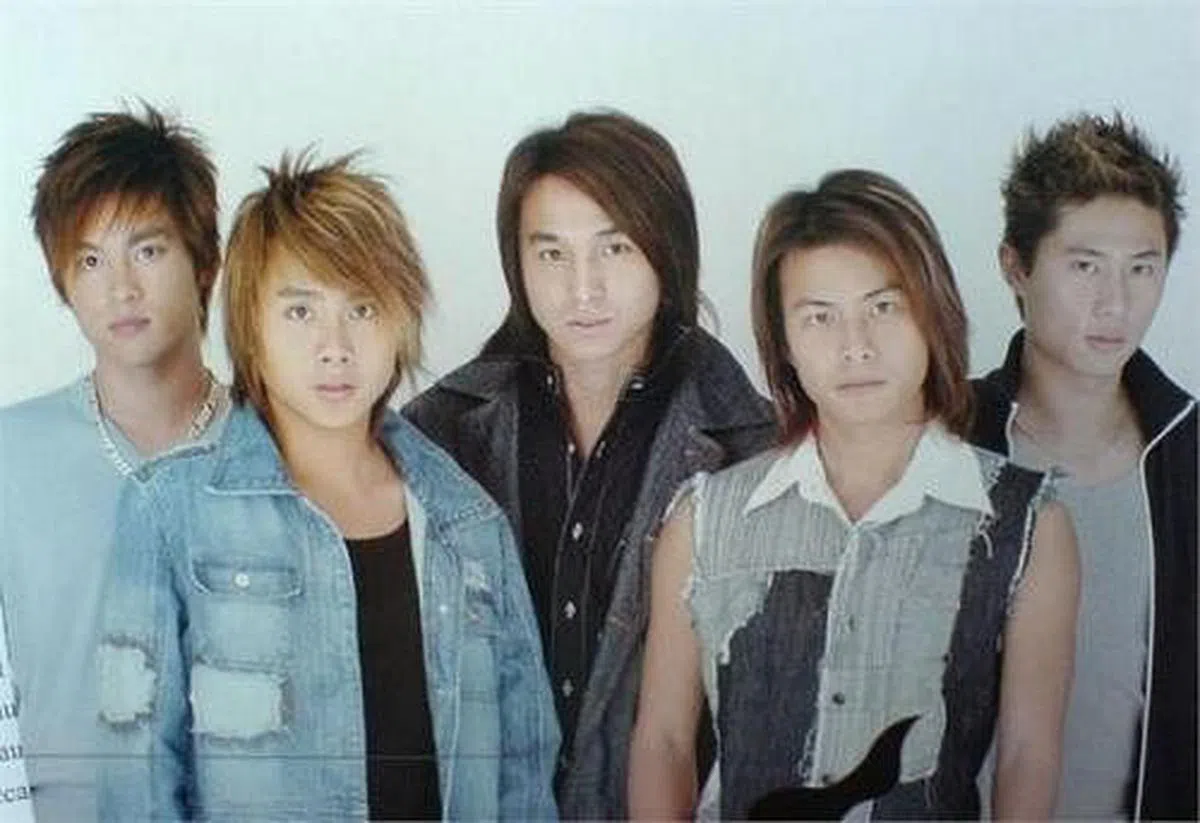 5566最初的成员包括许孟哲（左起）、王仁甫、王少伟、孙协志和小刀。（互联网）