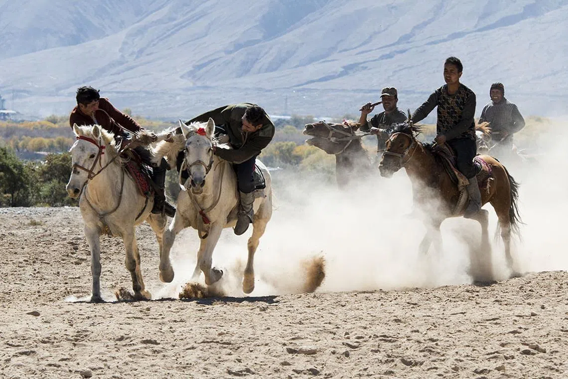 3.队友加入战局，场面激烈。（叶文基摄）