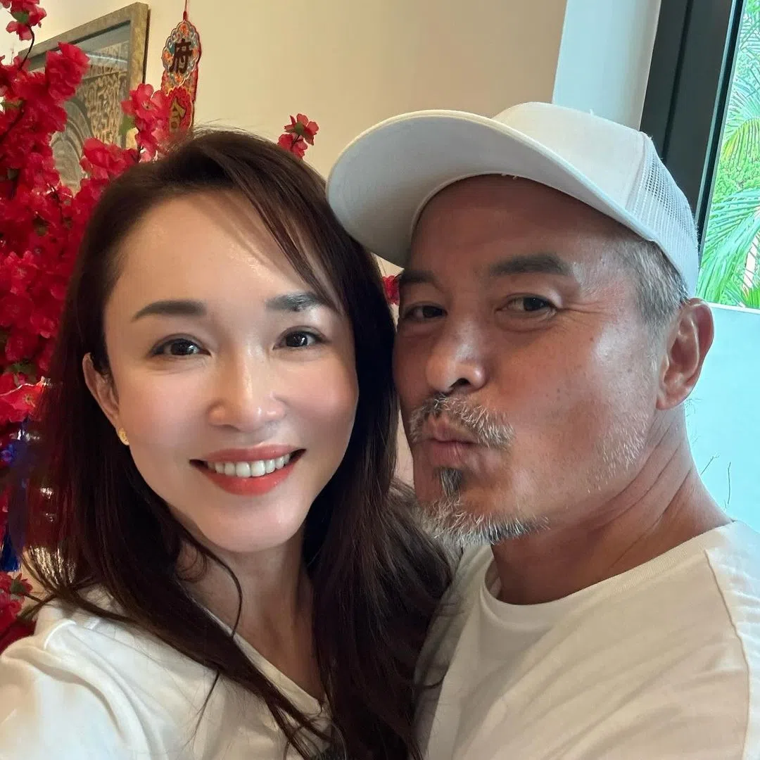 李铭顺（右）赞范文芳（左）是非常准时的人。（取自范文芳IG）