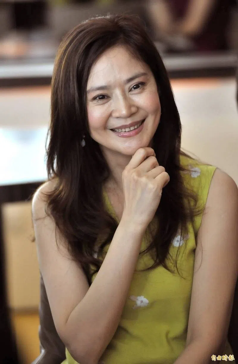 俞小凡听闻琼瑶过世，大感震惊。（互联网）