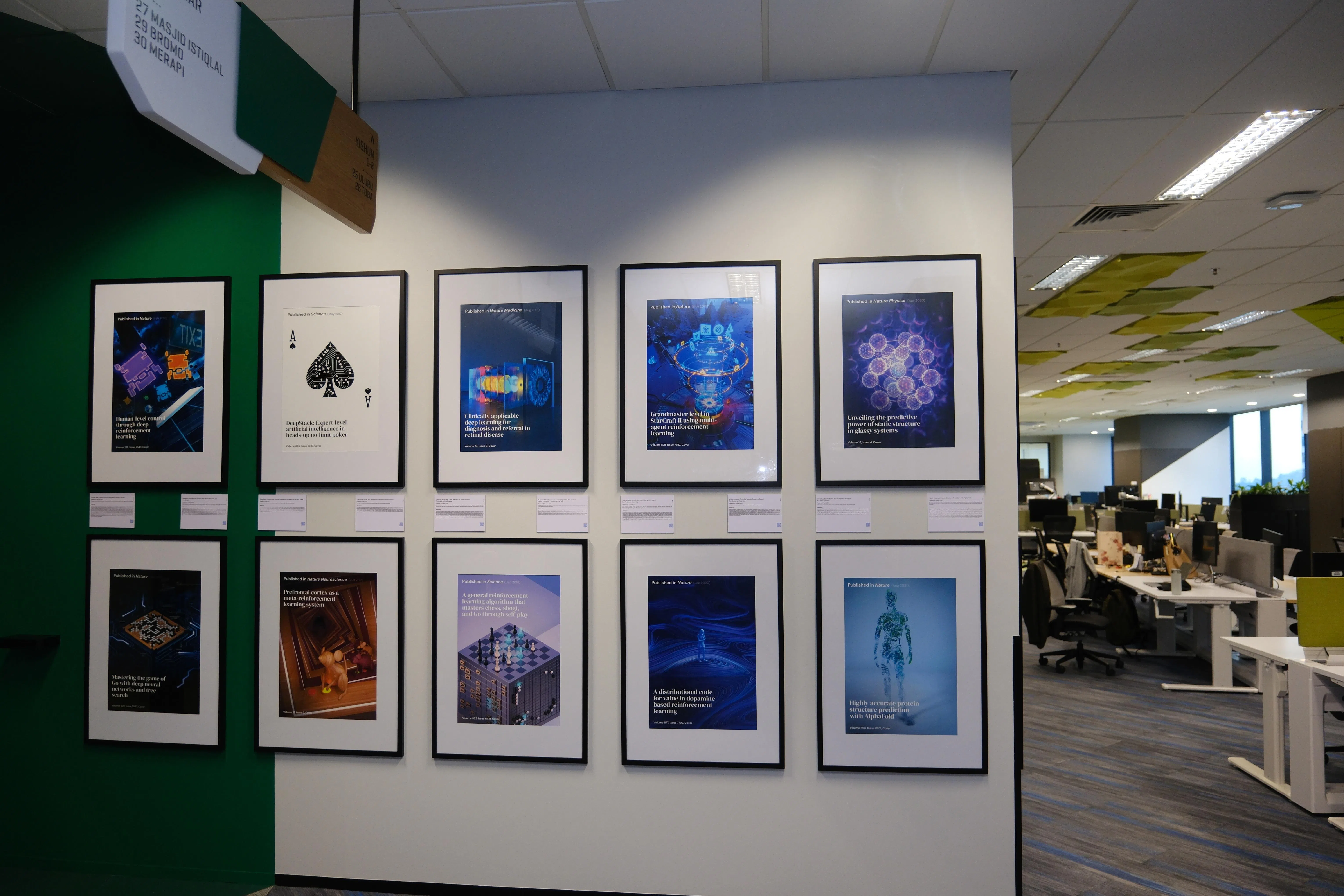 DeepMind计划在本地继续扩大包括科学家、软件工程师、运营人员与人工智能影响力专家组成的团队。（曾坤顺摄）