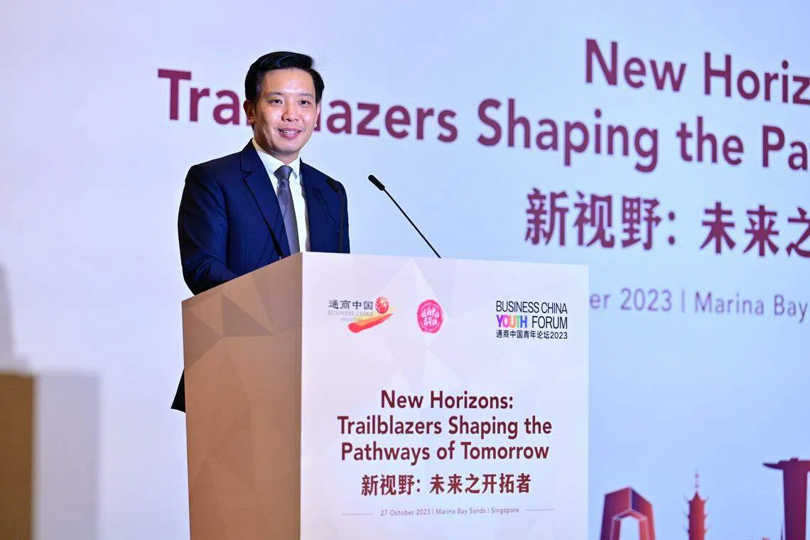 贸工部兼文化、社区及青年部政务部长陈圣辉致开幕词。（通商中国提供）