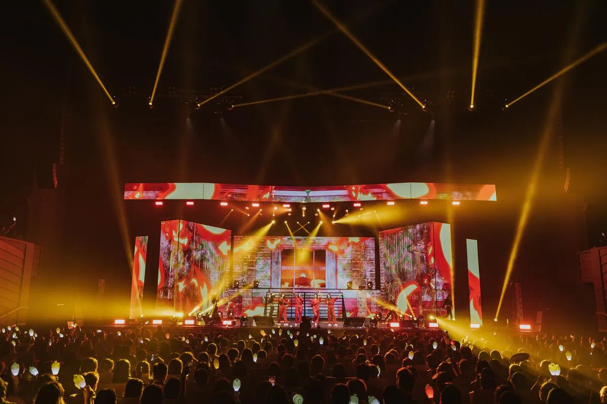 MAMAMOO展现“Girl Crush”魅力。（CK Star Entertainment提供）