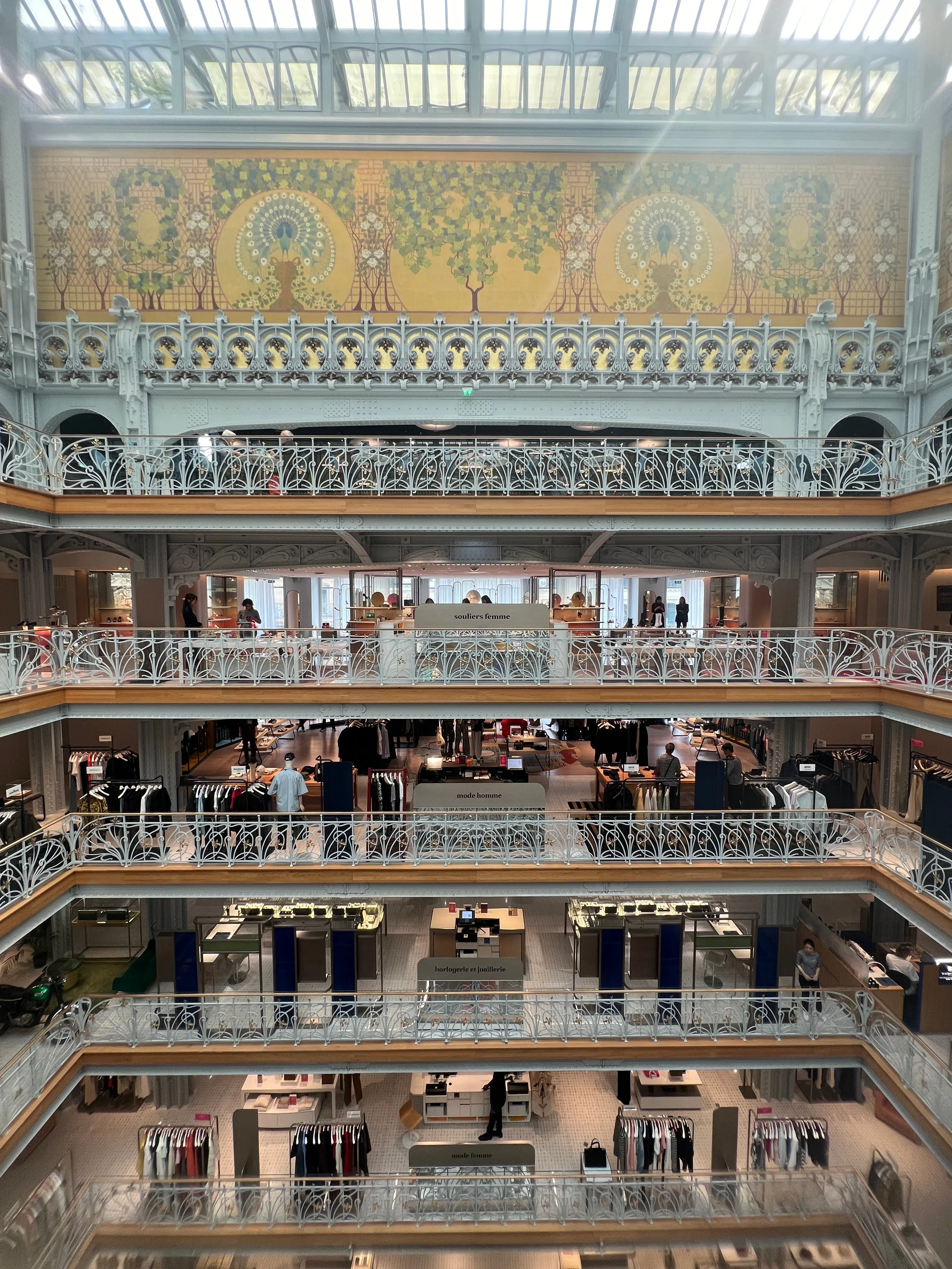 经过完好修复的莎玛丽丹百货商场曾经出现在周杰伦的MV里。（叶孝忠摄）