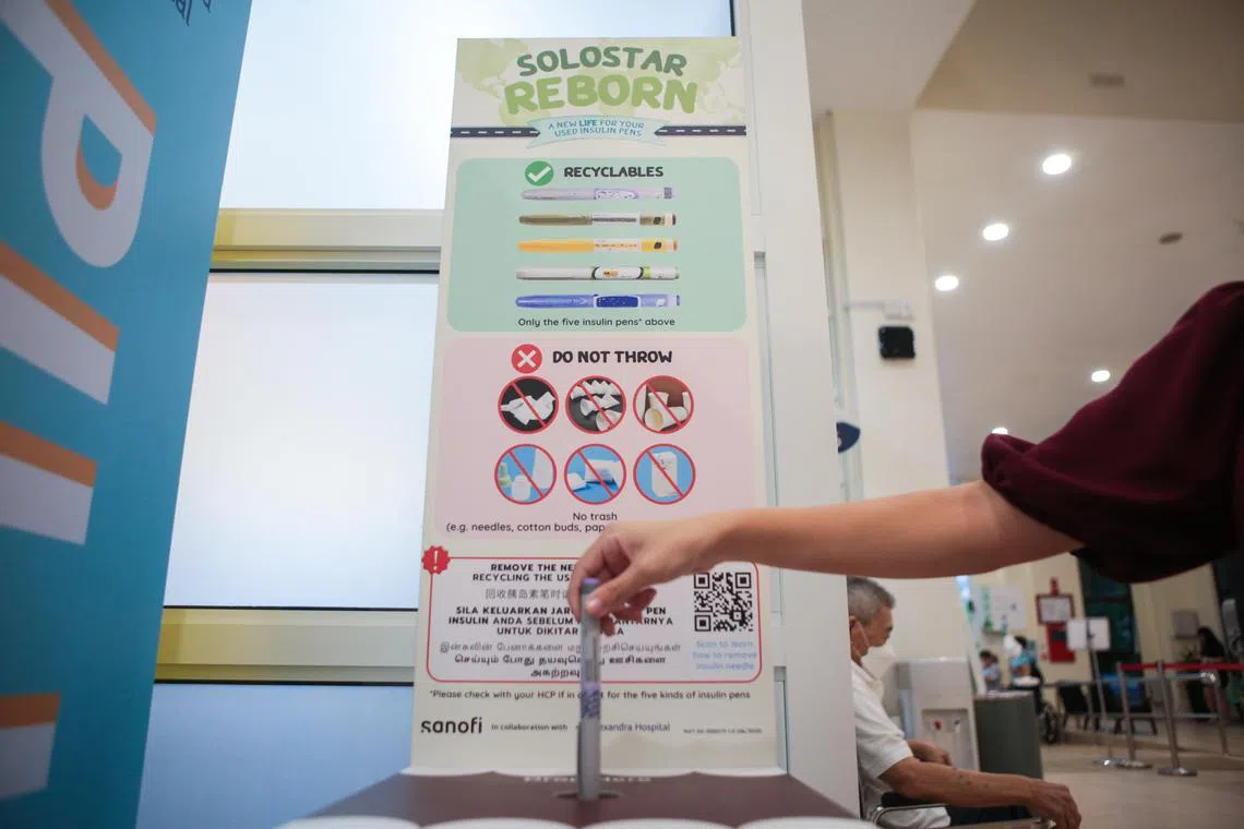 亚历山大医院与法国制药公司赛诺菲（Sanofi）合作，在医院内设置胰岛素笔回收箱。从去年5月30日至9月6日后，院方共收集了约1.7公斤的胰岛素笔。（刘志诚摄）