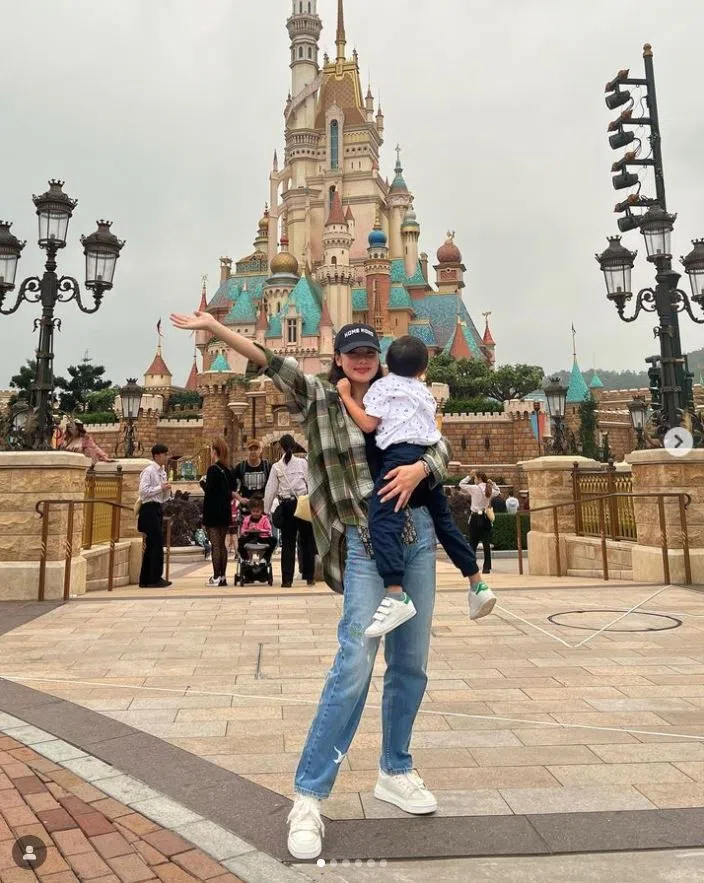 乐基儿目前跟前夫共同抚养儿子。（互联网）