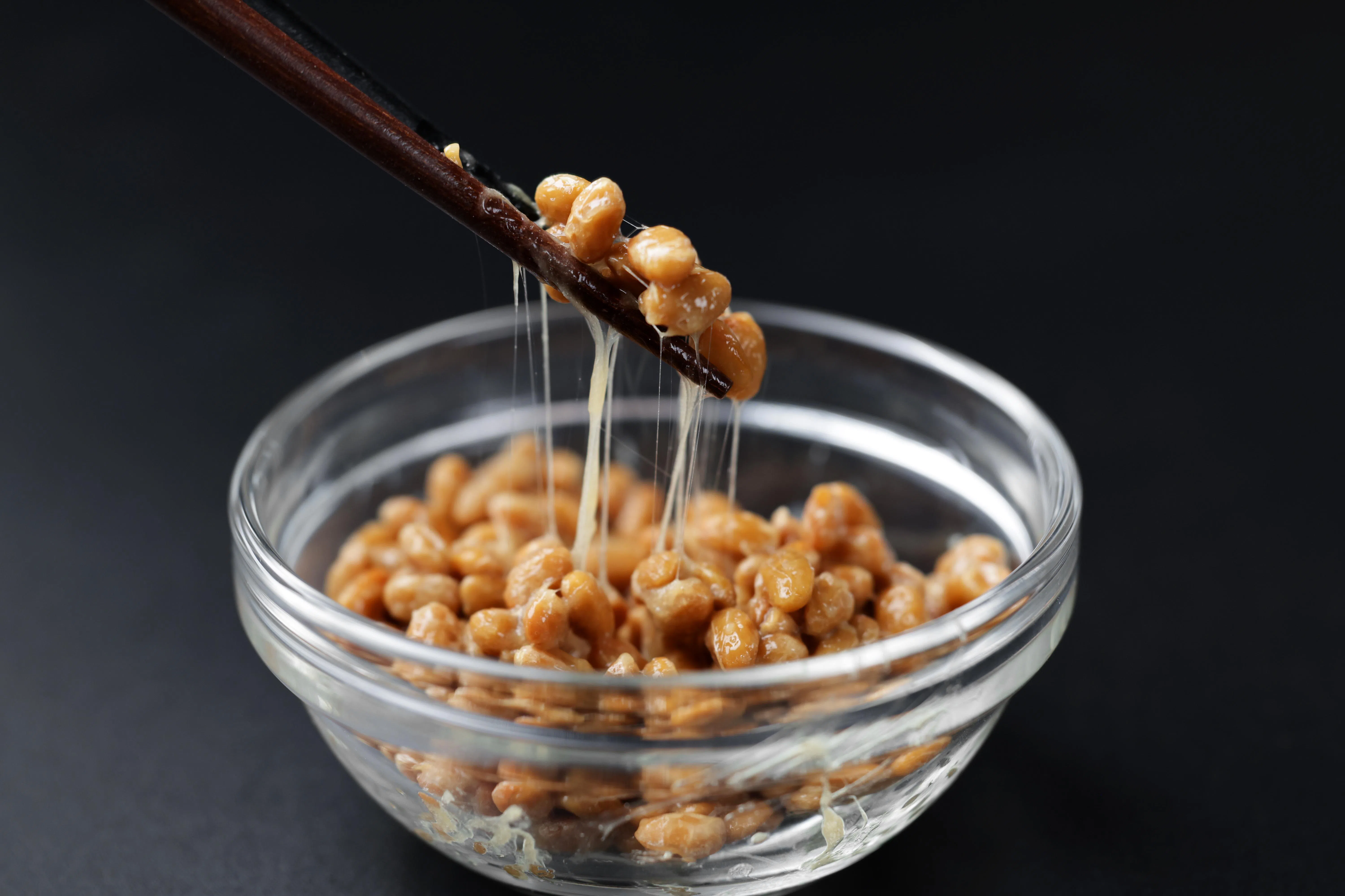 纳豆具有抗疲劳、抗溃疡效果，也能预防花粉症等过敏性疾病。（叶振忠摄）