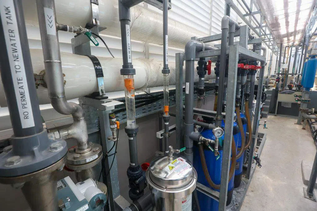 【国会】部分业者须达最低用水回收标准 当局将延长辅助措施