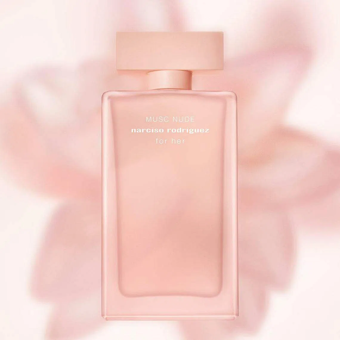 narciso rodriguez Parfums“for her” Musc Nude前调为茉莉花，也加入大马士革玫瑰。（品牌提供）