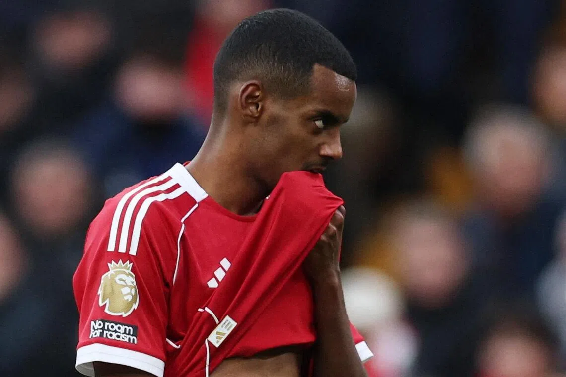 在纽卡斯尔闹得满城风雨而加盟红军的伊萨克本赛季表现糟糕。（路透社）