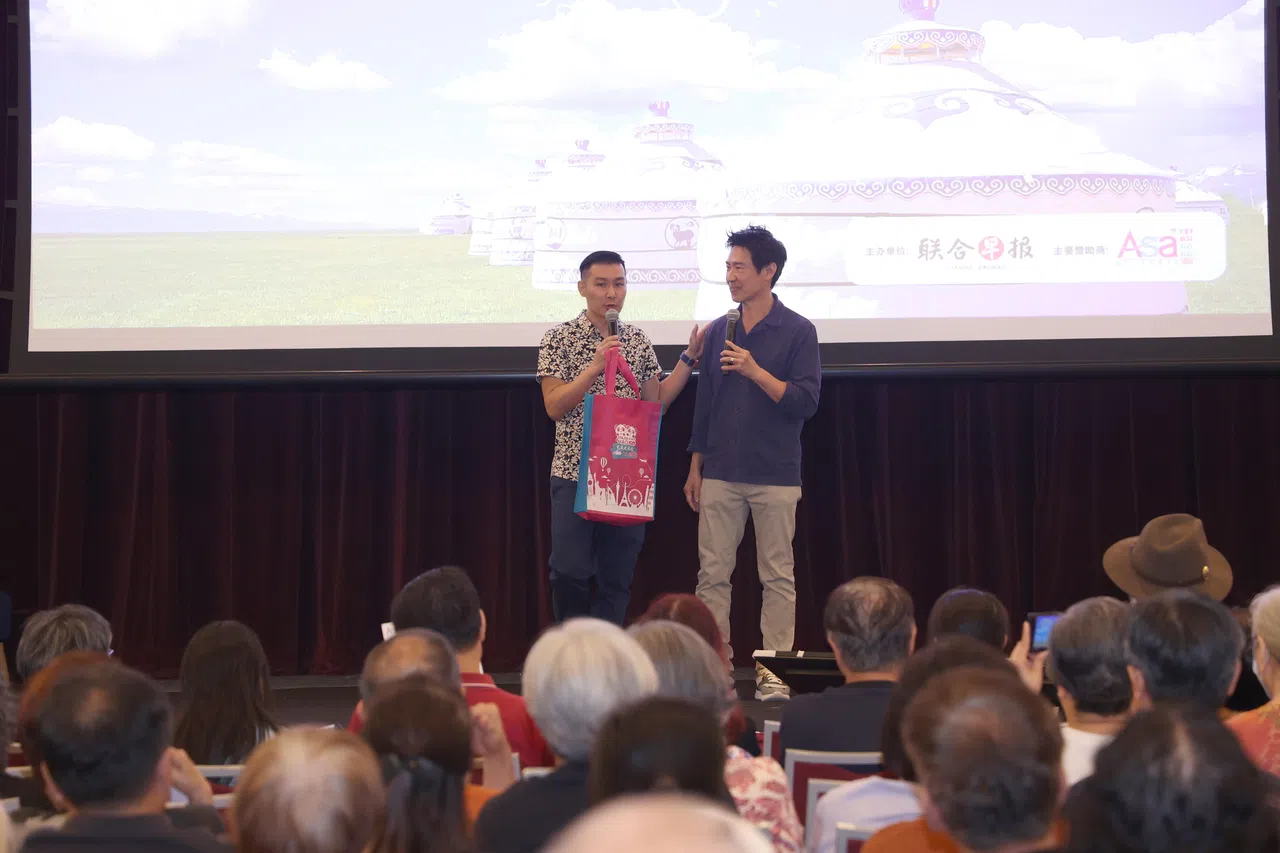 分享会亮点包括艺人陈之财（右）现身活动现场，并透露将在6月陪团出发，首次踏足蒙古。（邬福梁摄）