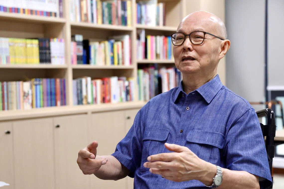 Tan is a gifted storyteller whose training in history and long civil service career have given him a wealth of experience to draw on.（Photo: Chan Bin Kan）