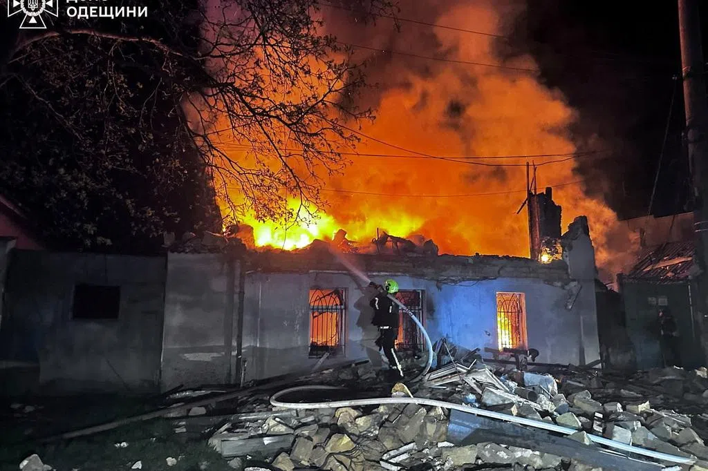 俄乌互指对方违反复活节停火协议